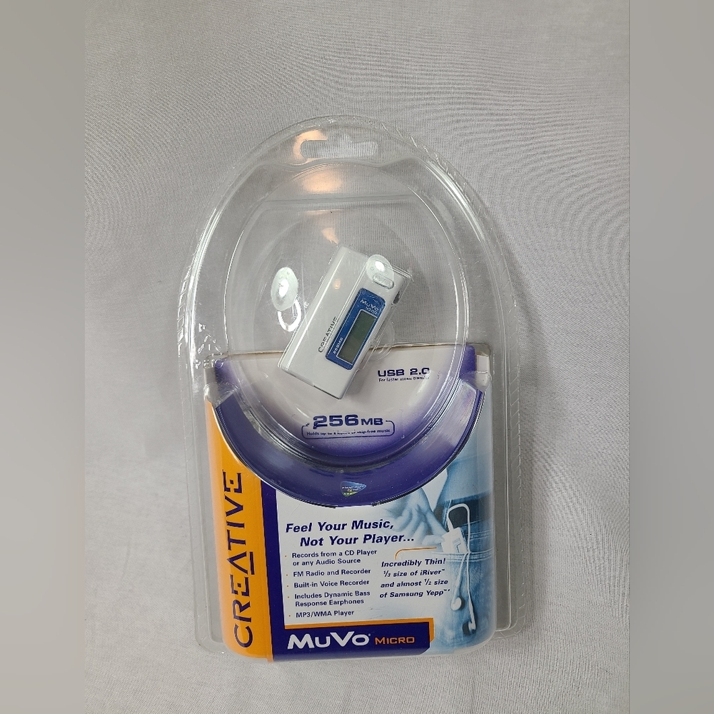 Creative MuVo Micro N200 256 MB MP3 Player White- BRAND NEW SEALED